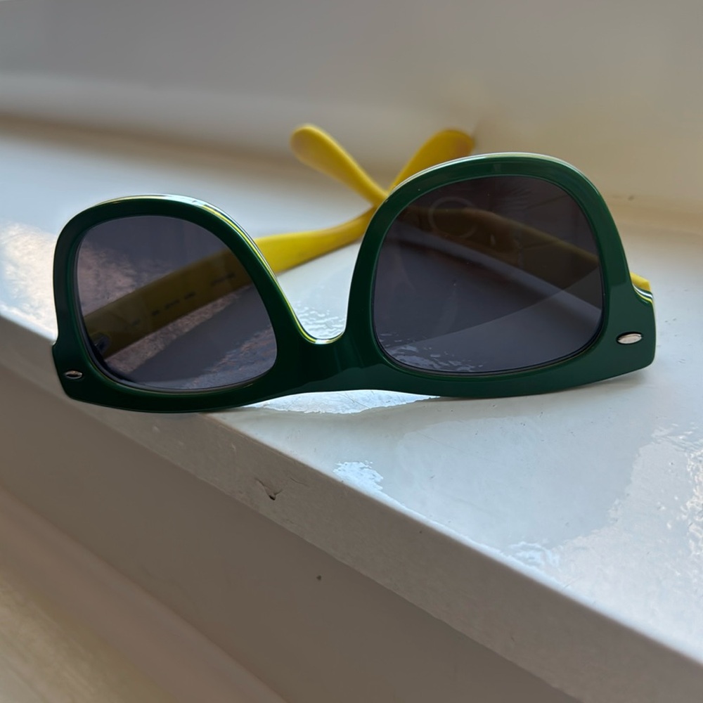 Havaianas Brazil themed sunglasses 🇧🇷